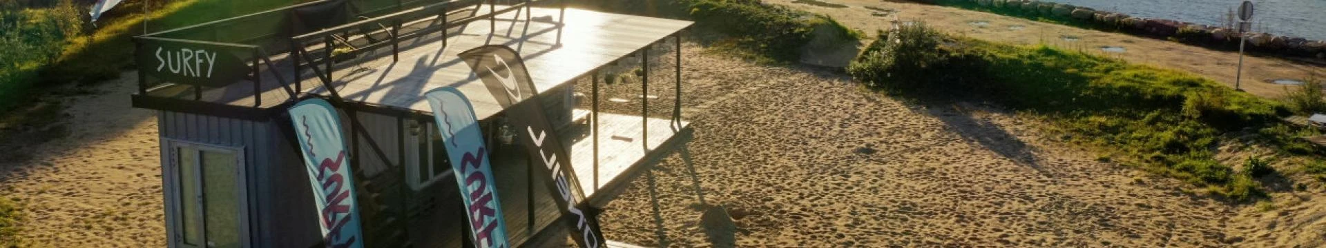 Surfy Surfschool Hero