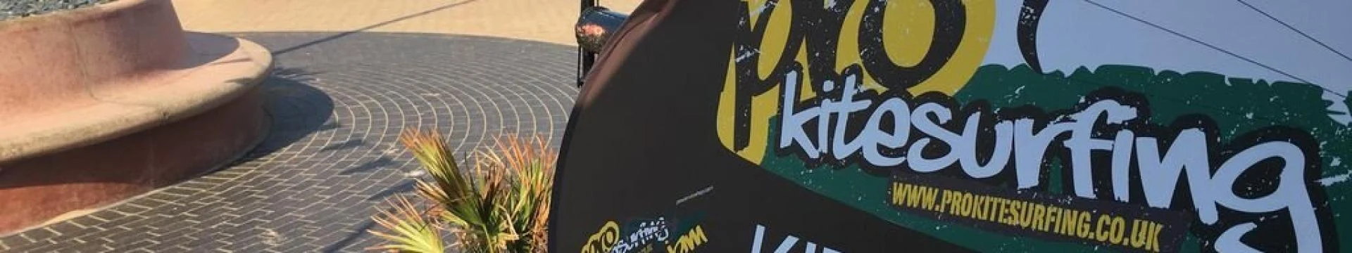 Pro Kitesurfing School Hero